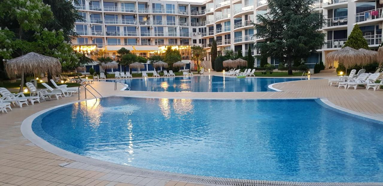 Apartment With Green Terrace Burgaz Dış mekan fotoğraf